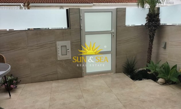 Wiederverkauf - Duplex - Torrevieja - 