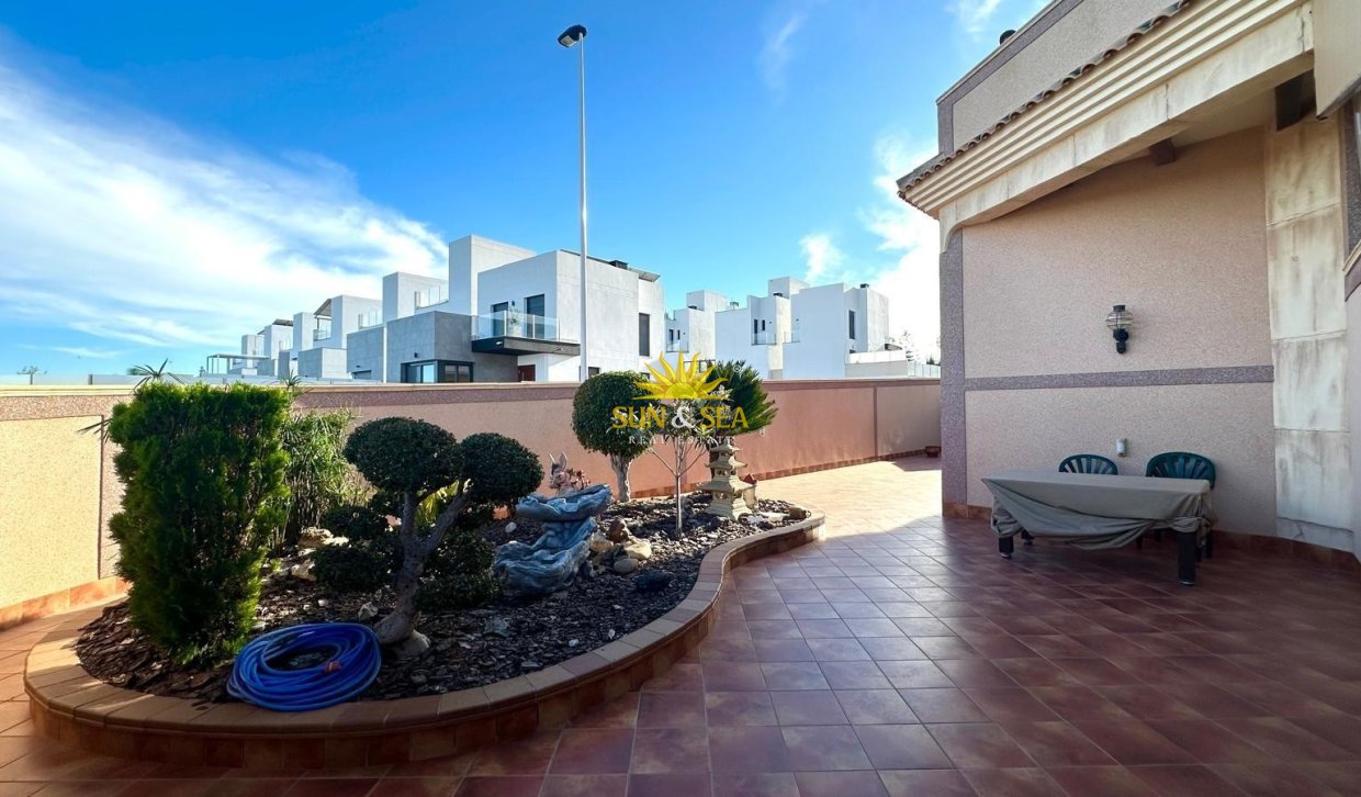 Wiederverkauf - Doppelhaushälfte - Torrevieja - Los altos