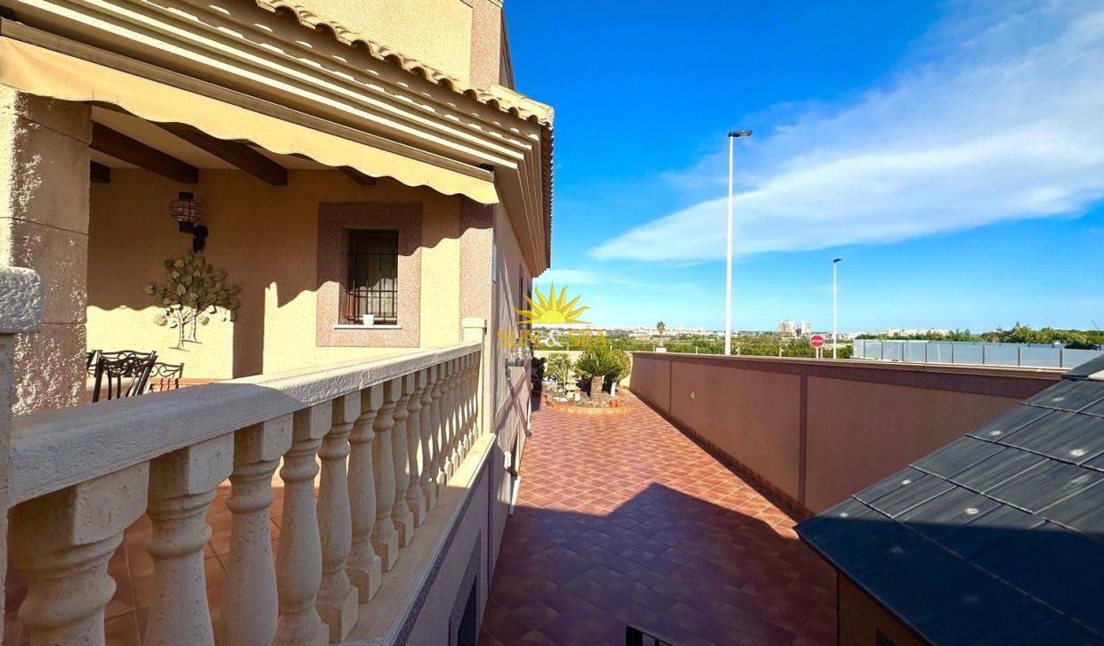 Wiederverkauf - Doppelhaushälfte - Torrevieja - Los altos