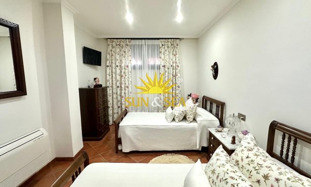 Wiederverkauf - Doppelhaushälfte - Torrevieja - Los altos