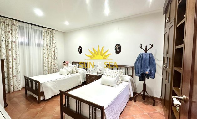 Wiederverkauf - Doppelhaushälfte - Torrevieja - Los altos