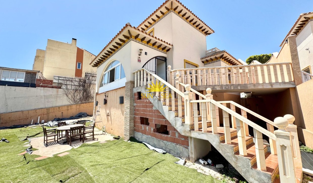 Langfristige Vermietung - Villa - Orihuela Costa