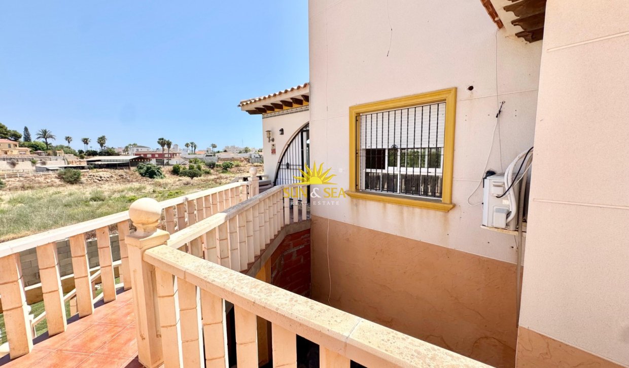Langfristige Vermietung - Villa - Orihuela Costa