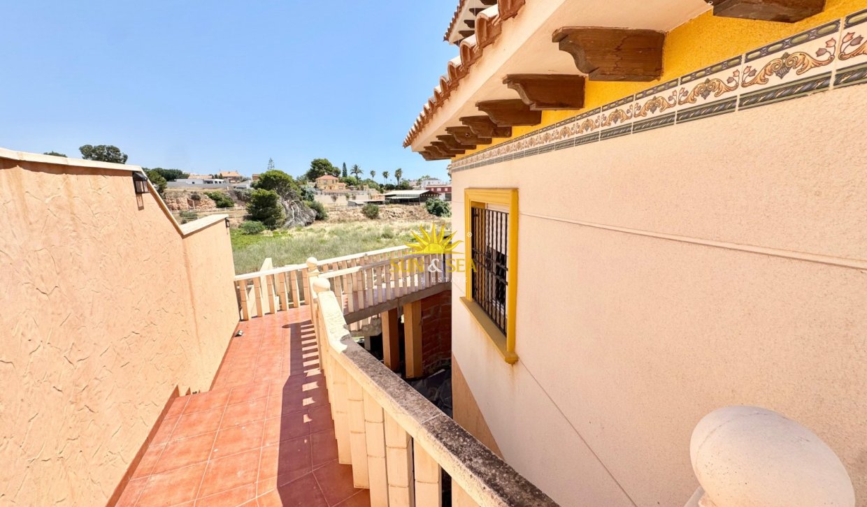 Langfristige Vermietung - Villa - Orihuela Costa