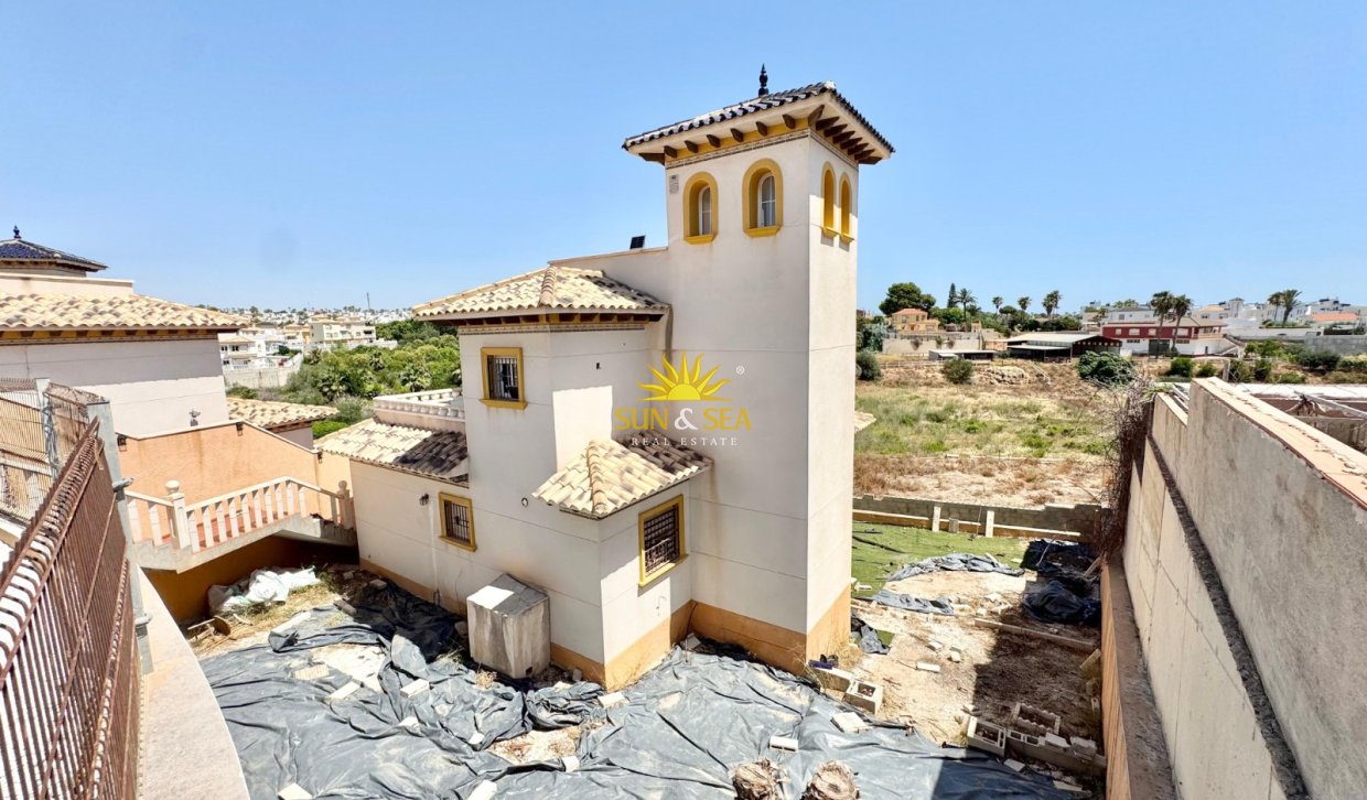 Langfristige Vermietung - Villa - Orihuela Costa