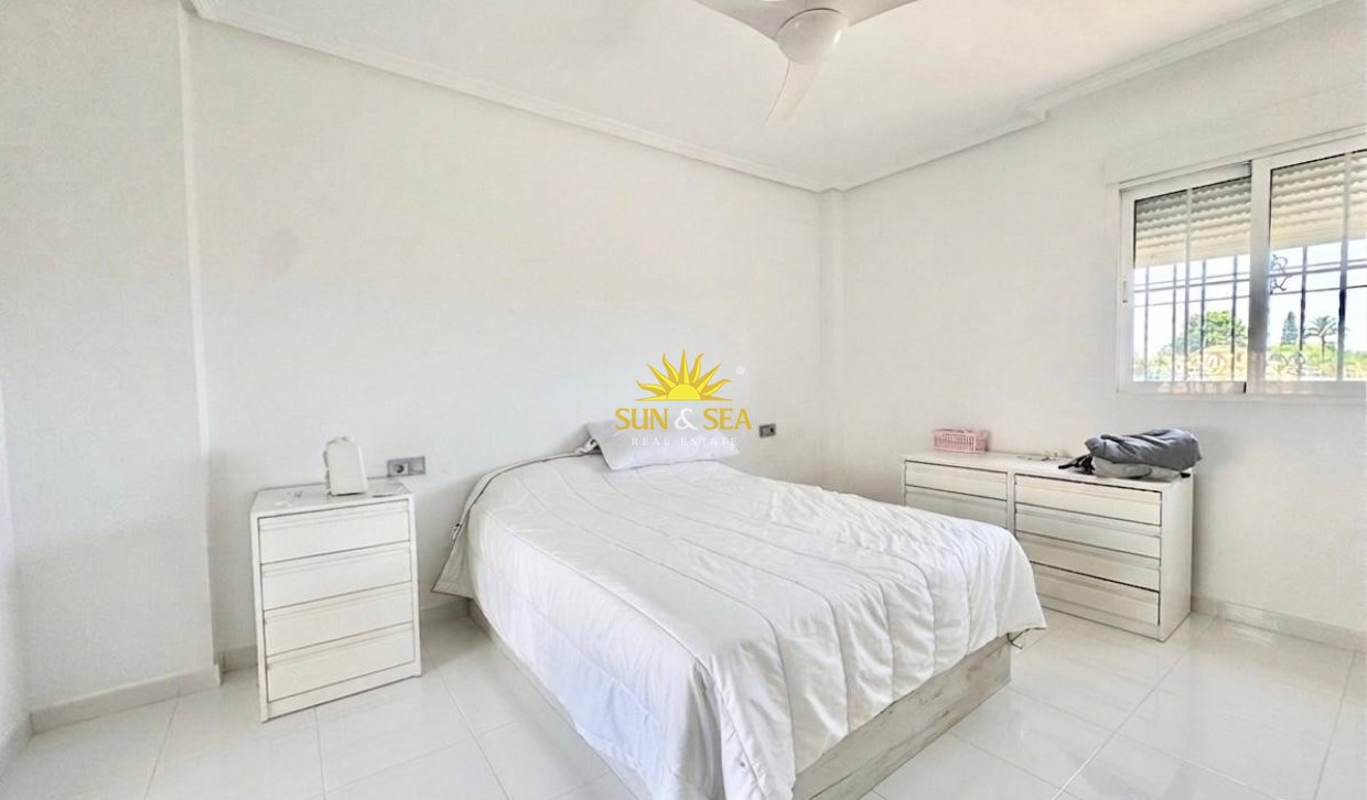 Langfristige Vermietung - Villa - Orihuela Costa