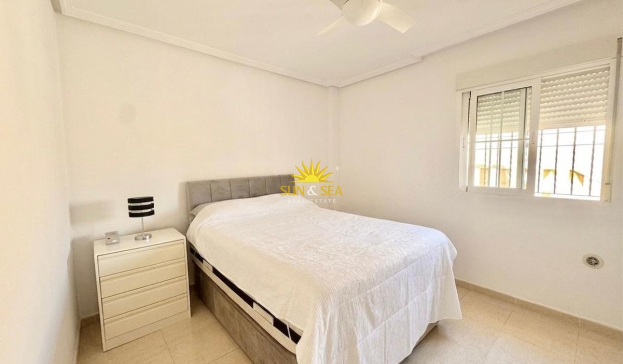 Langfristige Vermietung - Villa - Orihuela Costa