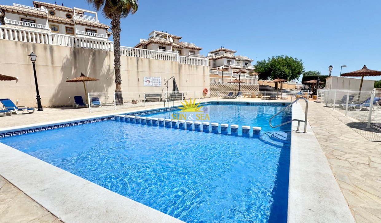 Langfristige Vermietung - Villa - Orihuela Costa