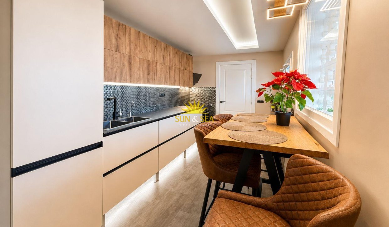 Herverkoop - Appartement - Benidorm