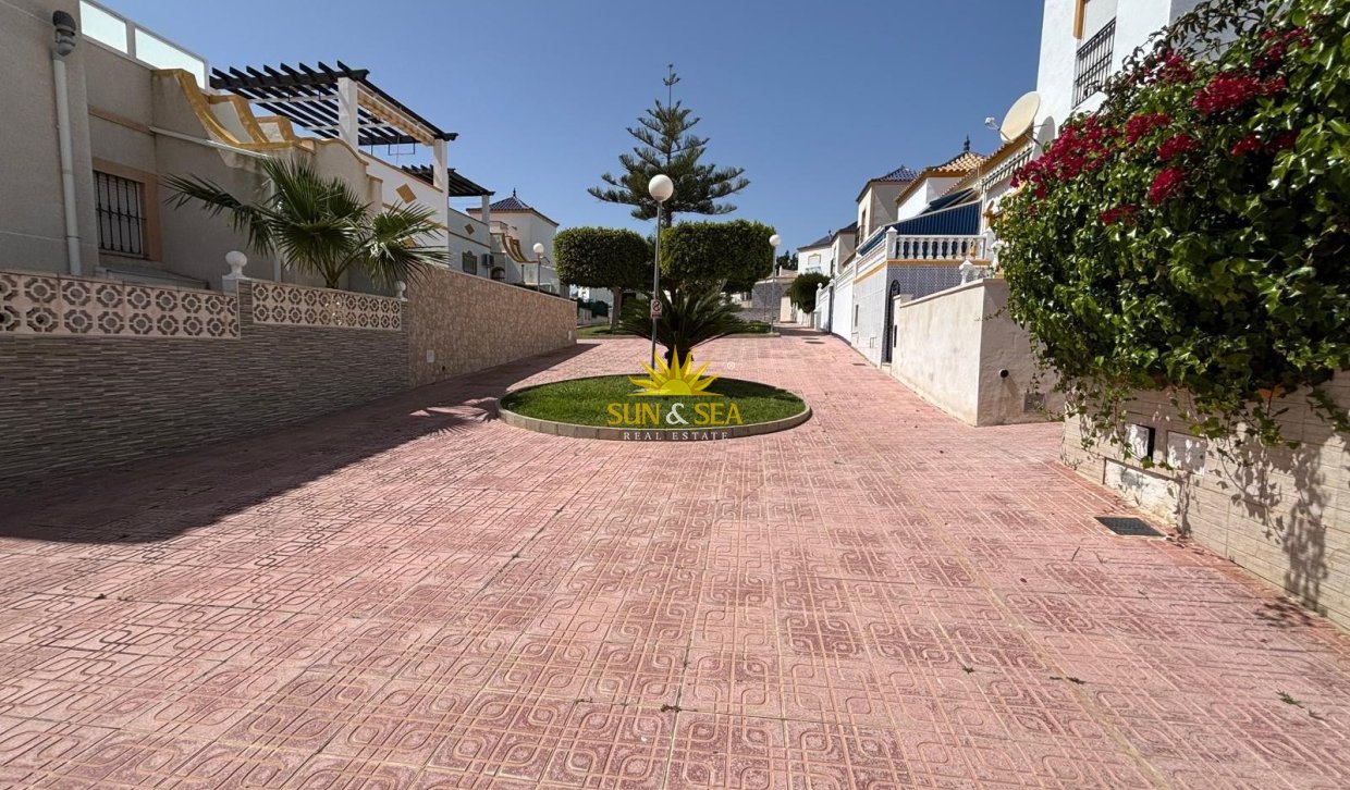Wiederverkauf - Ground Floor - Orihuela - Los Balcones Y los Altos