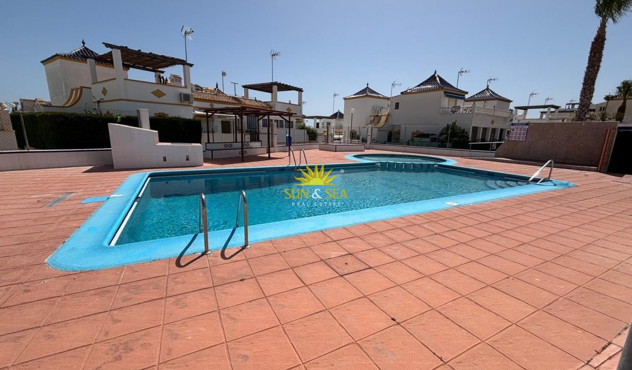 Wiederverkauf - Ground Floor - Orihuela - Los Balcones Y los Altos