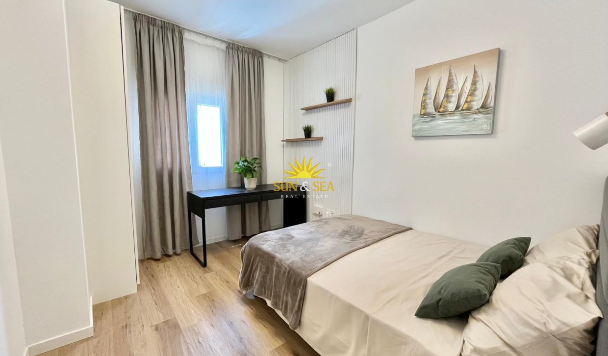 Wiederverkauf - Wohnung - Torrevieja - Curva del Palangre