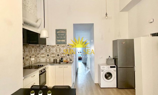 Wiederverkauf - Wohnung - Alicante (Alacant)