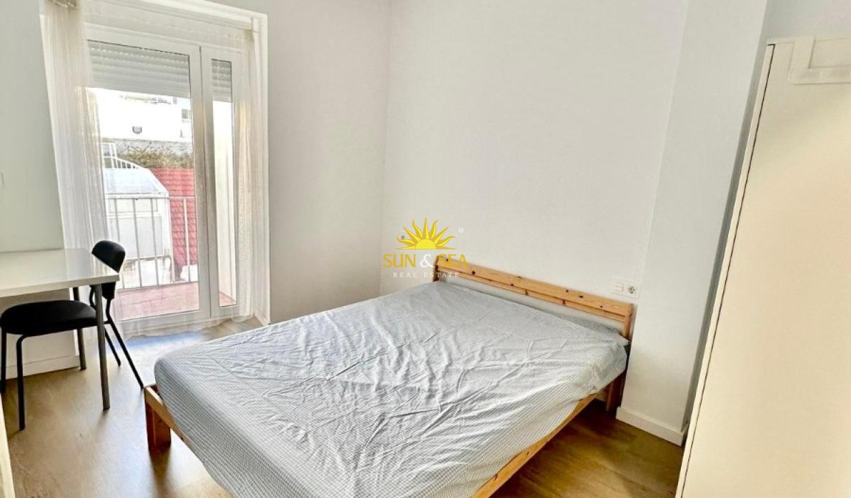 Wiederverkauf - Wohnung - Alicante (Alacant)