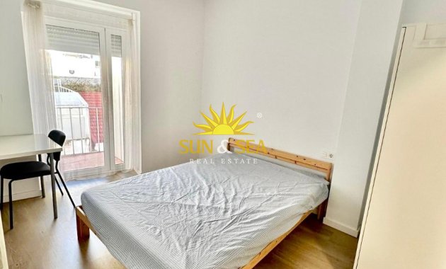 Wiederverkauf - Wohnung - Alicante (Alacant)