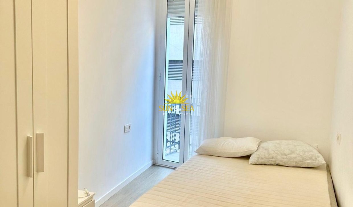 Wiederverkauf - Wohnung - Alicante (Alacant)