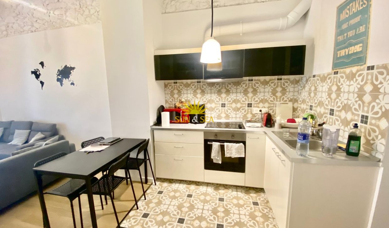 Wiederverkauf - Wohnung - Alicante (Alacant)