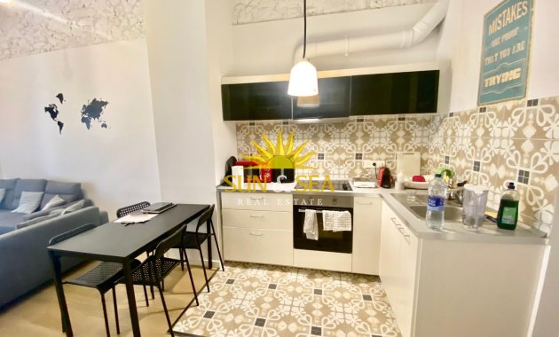 Wiederverkauf - Wohnung - Alicante (Alacant)