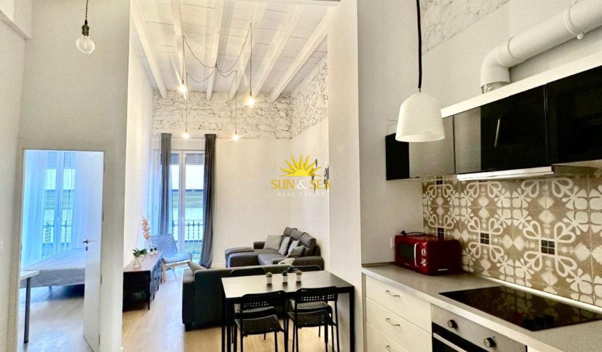 Wiederverkauf - Wohnung - Alicante (Alacant)