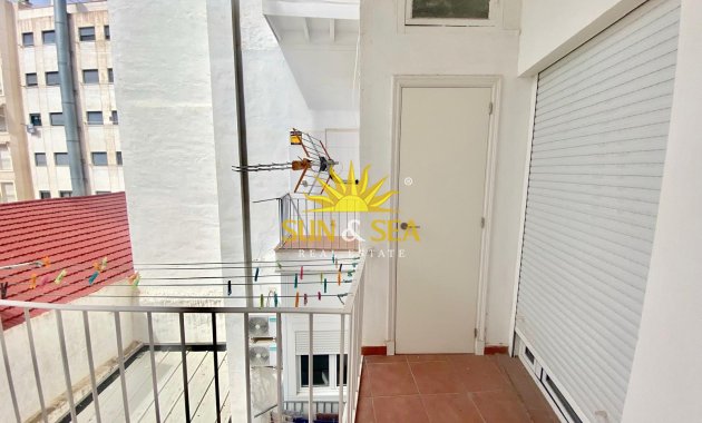 Wiederverkauf - Wohnung - Alicante (Alacant)