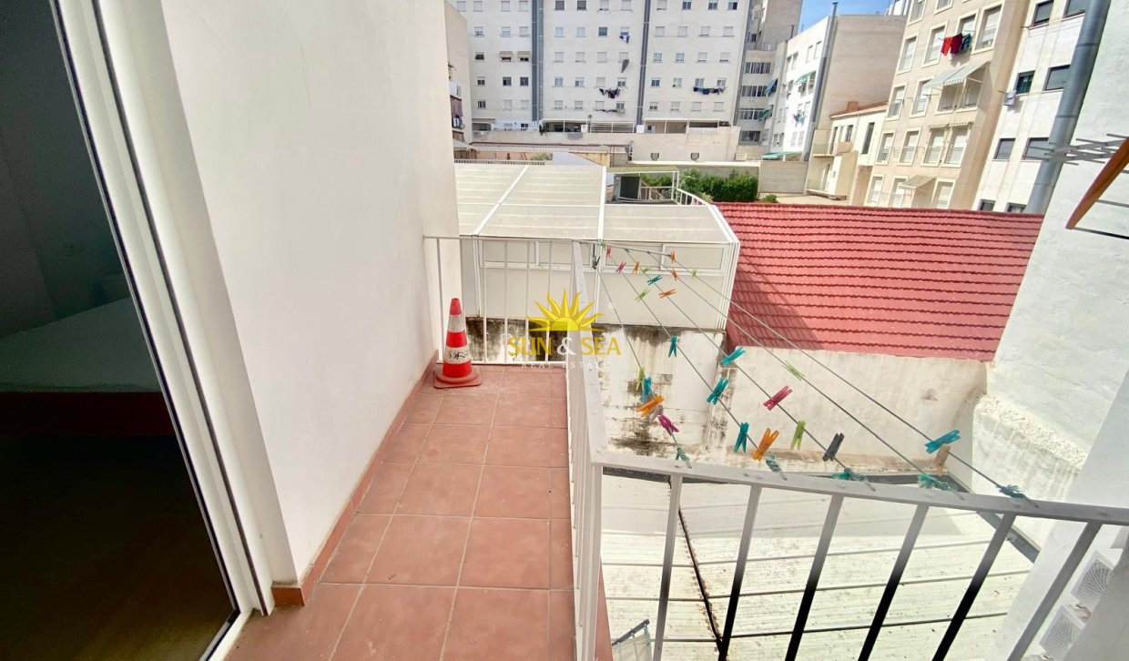 Wiederverkauf - Wohnung - Alicante (Alacant)