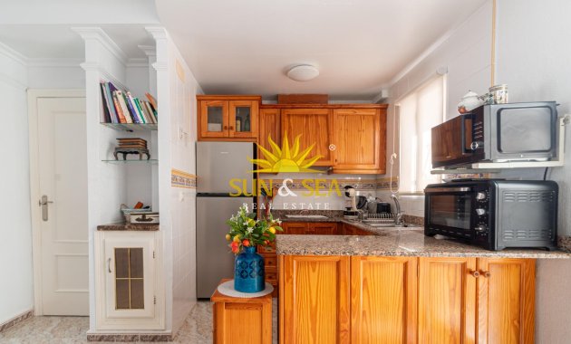 Wiederverkauf - Villa / Doppelhaushälfte - Orihuela Costa - La Regia