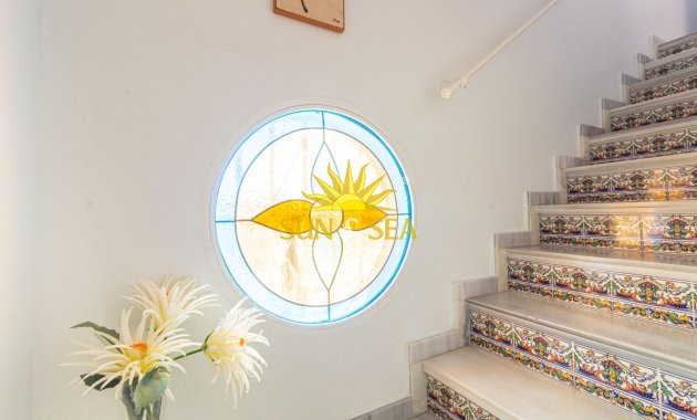 Wiederverkauf - Villa / Doppelhaushälfte - Orihuela Costa - La Regia