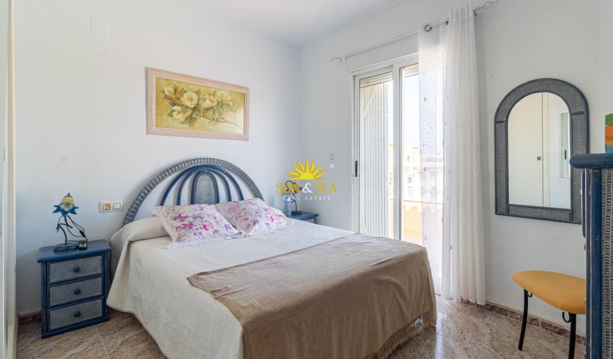 Wiederverkauf - Villa / Doppelhaushälfte - Orihuela Costa - La Regia