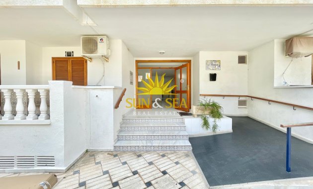 Resale - Studio apartment - Torrevieja - La Mata