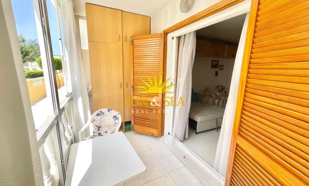 Resale - Studio apartment - Torrevieja - La Mata