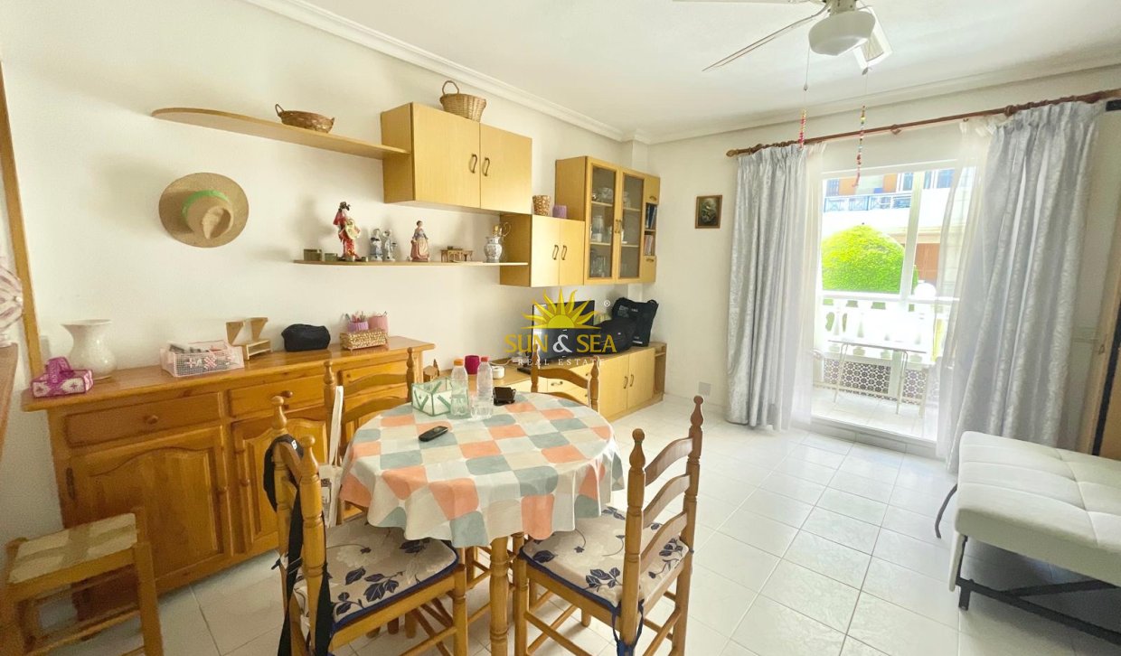 Resale - Studio apartment - Torrevieja - La Mata
