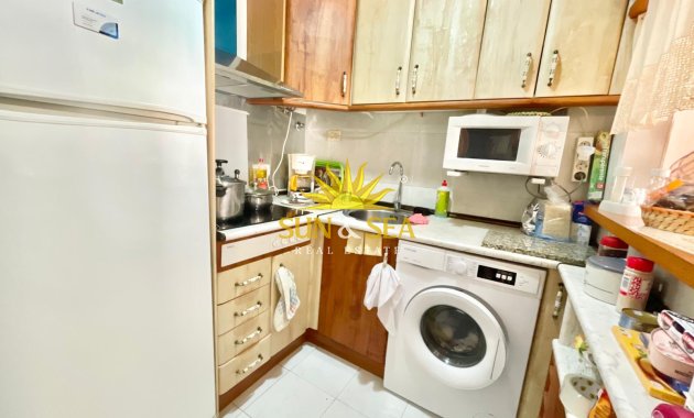 Resale - Studio apartment - Torrevieja - La Mata