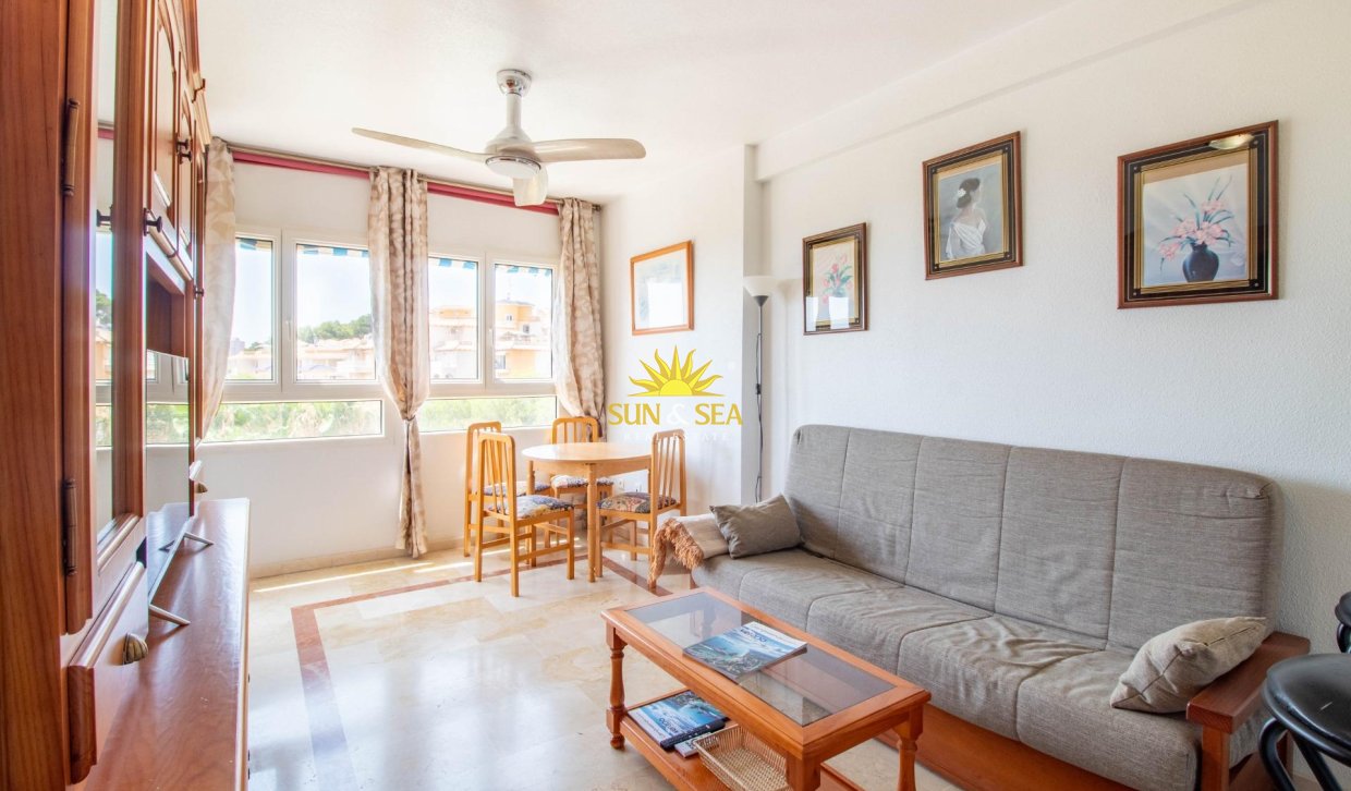 Reventa - Apartamento - Orihuela Costa - Altos de Campoamor