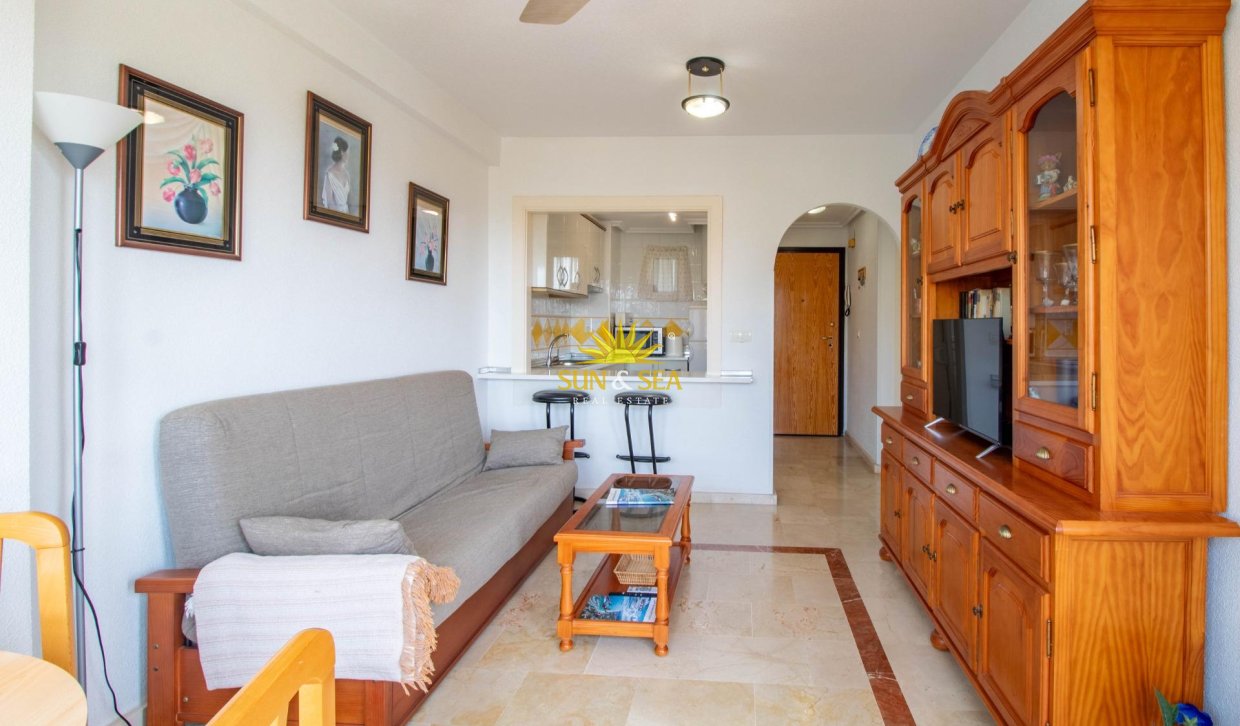 Reventa - Apartamento - Orihuela Costa - Altos de Campoamor