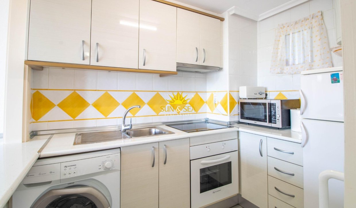 Reventa - Apartamento - Orihuela Costa - Altos de Campoamor