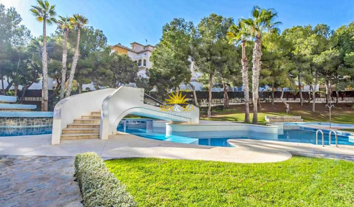 Reventa - Apartamento - Orihuela Costa - Altos de Campoamor