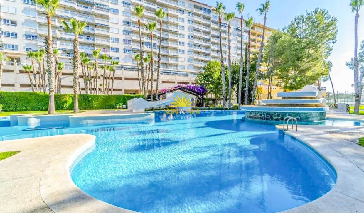 Reventa - Apartamento - Orihuela Costa - Altos de Campoamor