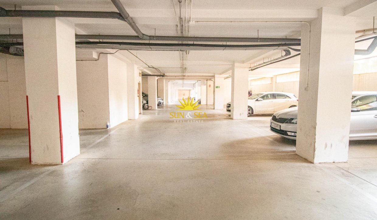Reventa - Apartamento - Orihuela Costa - Altos de Campoamor