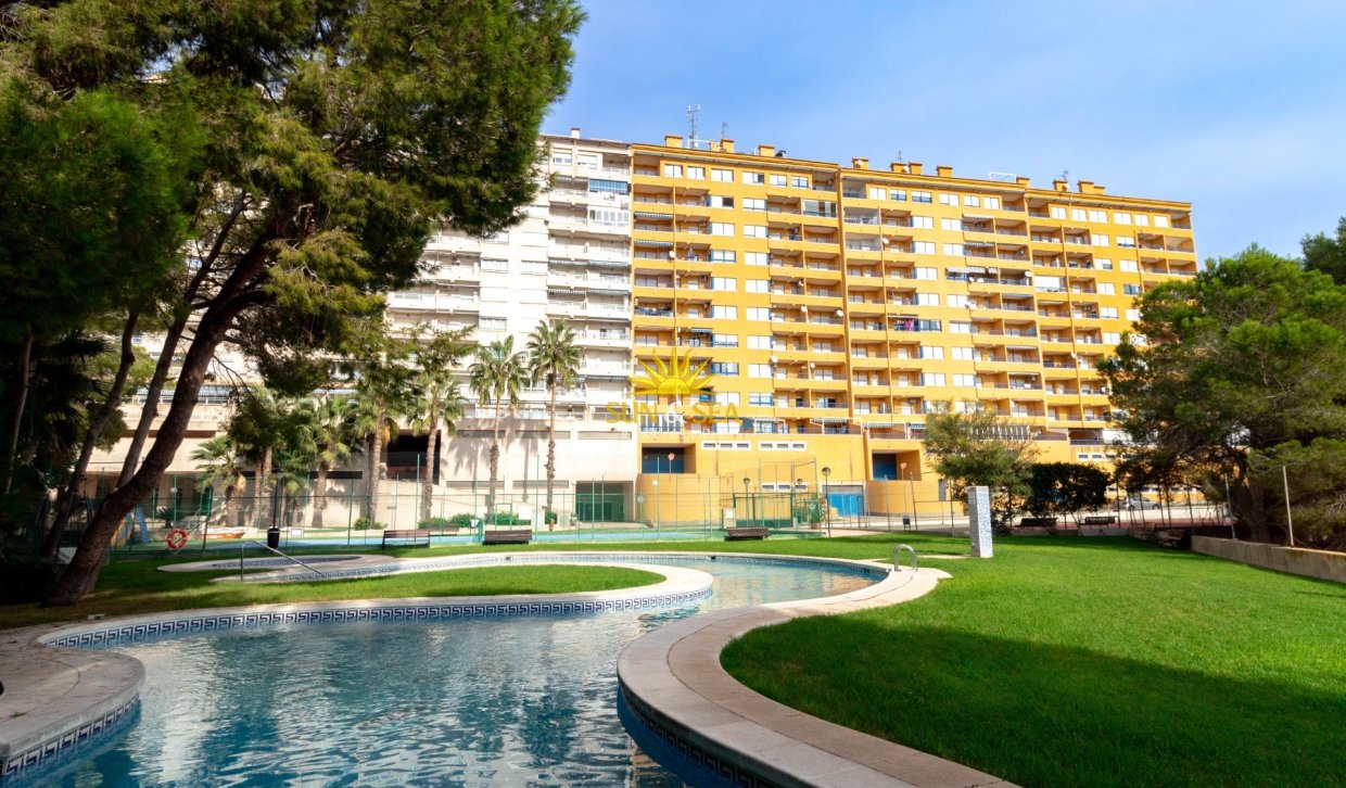 Reventa - Apartamento - Orihuela Costa - Altos de Campoamor