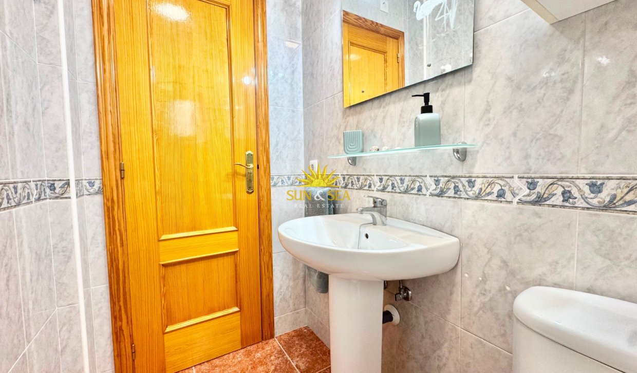 Kurzzeit-Vermietung - Ground Floor - Playa Paraiso