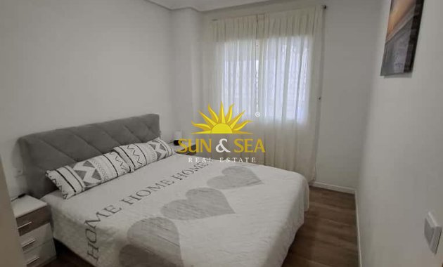 Alquiler a largo plazo - Apartamento - Torrevieja - torrevieja