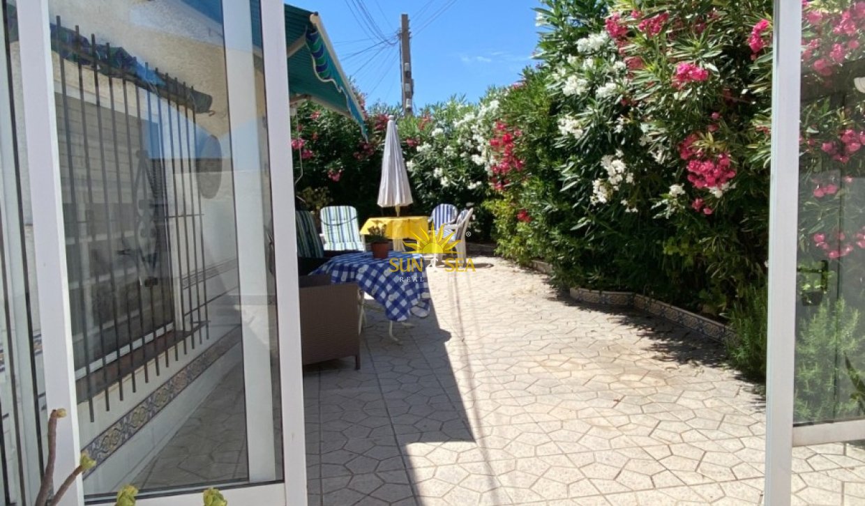 Alquiler a largo plazo - Chalet - Torrevieja - torrevieja