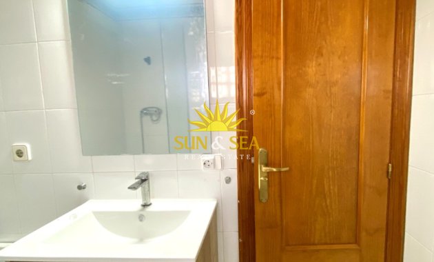 Alquiler a largo plazo - Chalet - Torrevieja - torrevieja