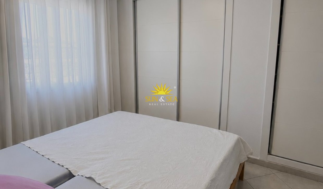 Alquiler a largo plazo - Chalet - Torrevieja - torrevieja