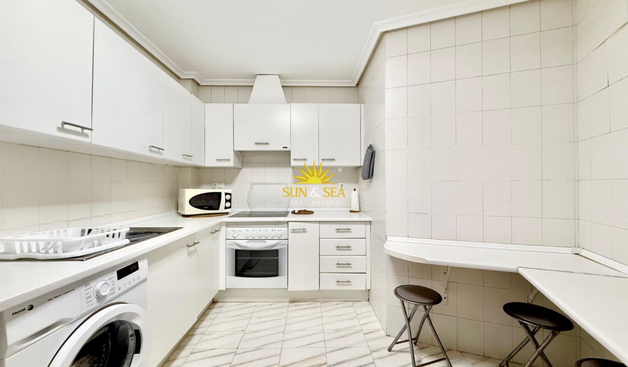 Alquiler a largo plazo - Apartamento - Torrevieja - torrevieja