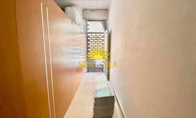 Reventa - Comercial - Torrevieja - torrevieja