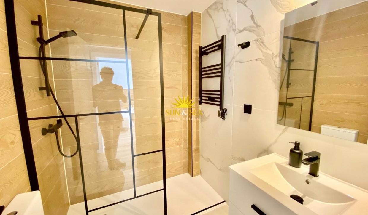 Reventa - Chalet adosado - Orihuela Costa - Los Altos