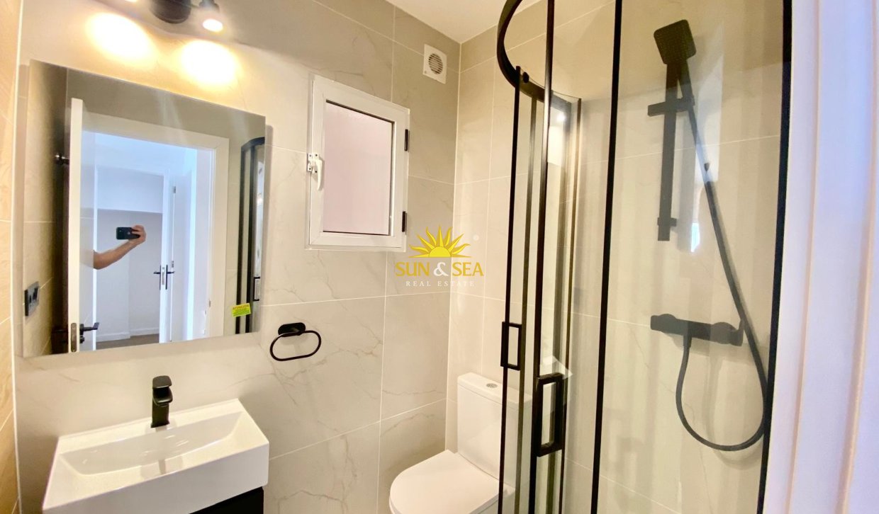 Reventa - Chalet adosado - Orihuela Costa - Los Altos