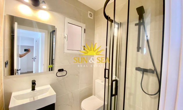 Reventa - Chalet adosado - Orihuela Costa - Los Altos