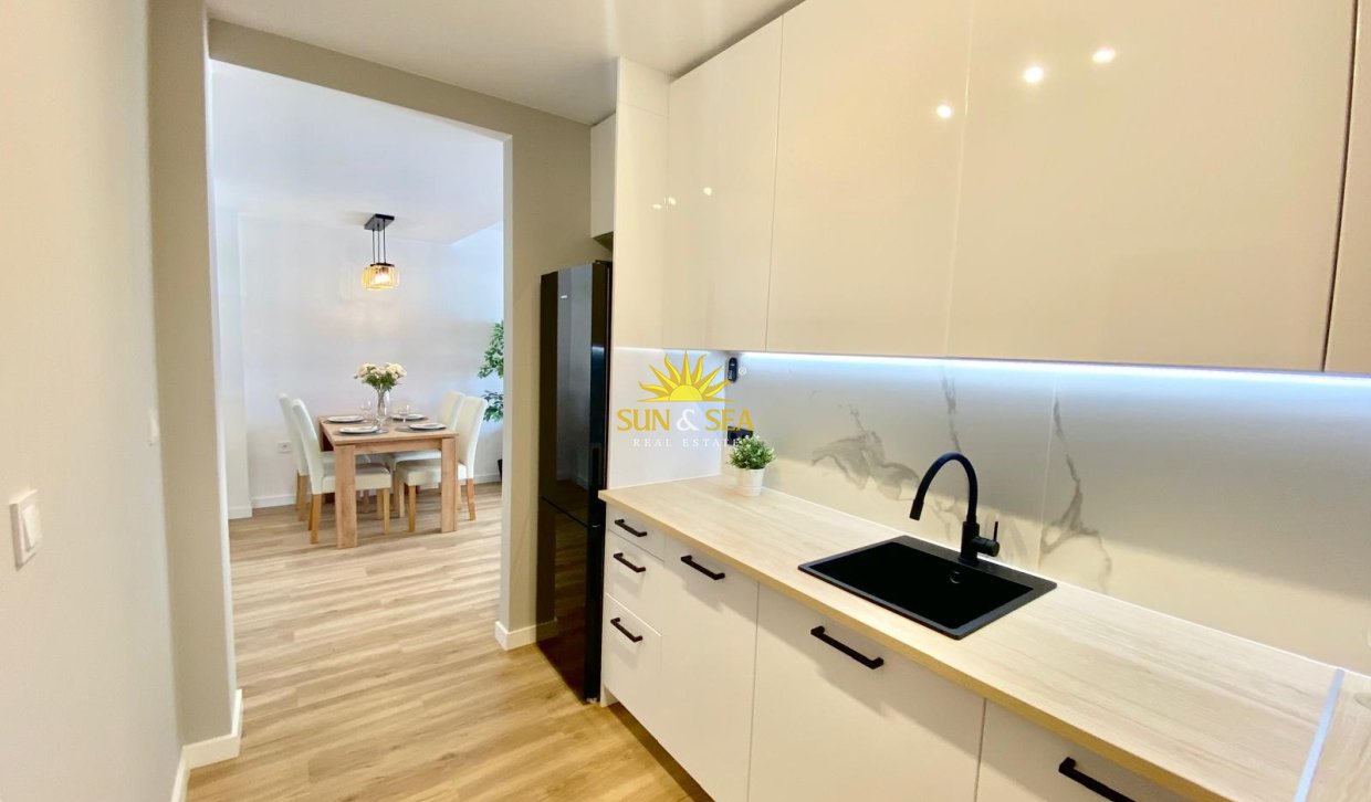 Reventa - Chalet adosado - Orihuela Costa - Los Altos